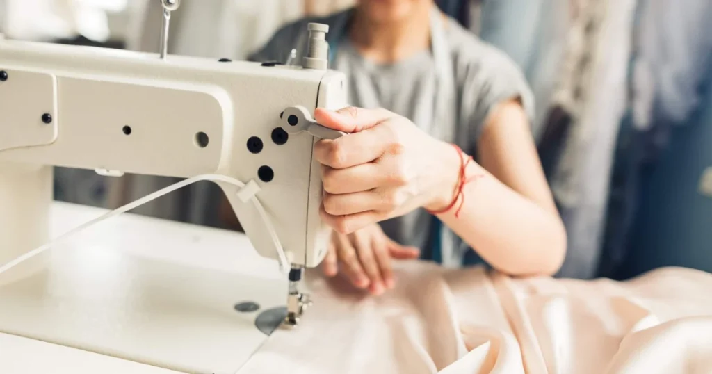 How To Use A Sewing Machine A Beginner’s Manual